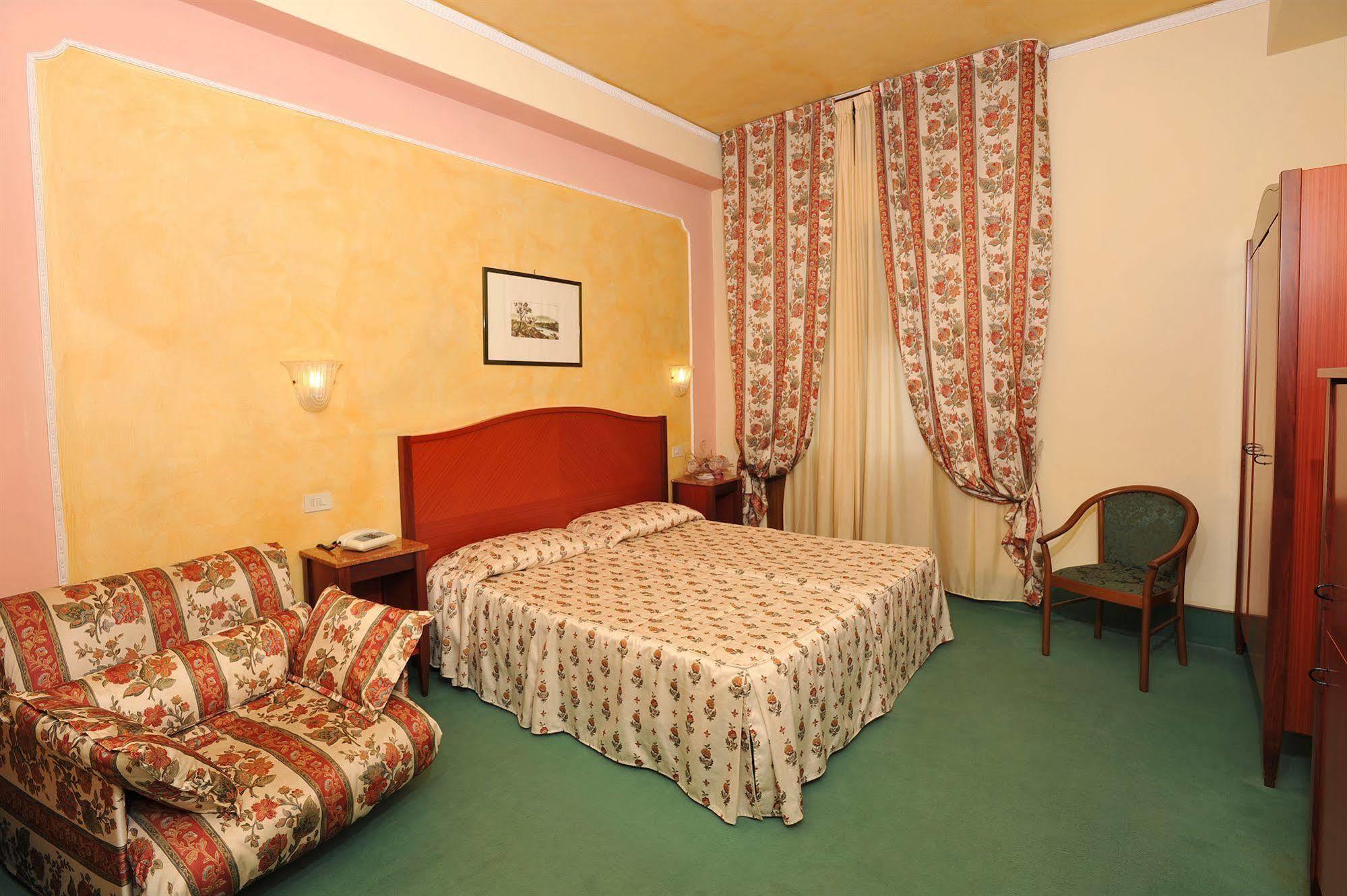 Hotel Minerva Palace Montecatini Terme Extérieur photo