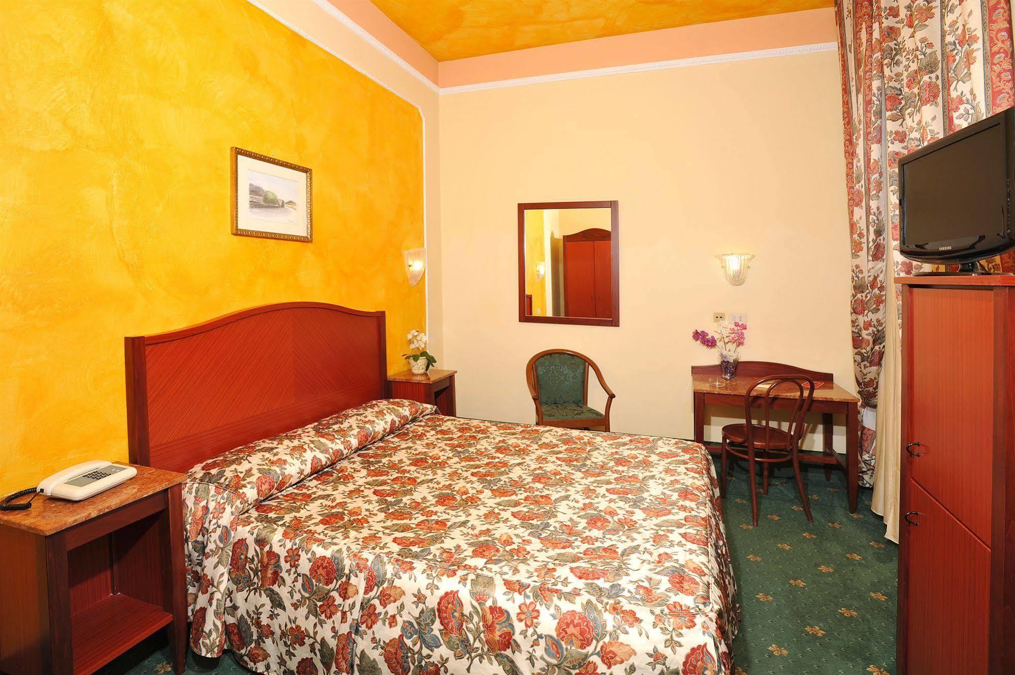 Hotel Minerva Palace Montecatini Terme Extérieur photo