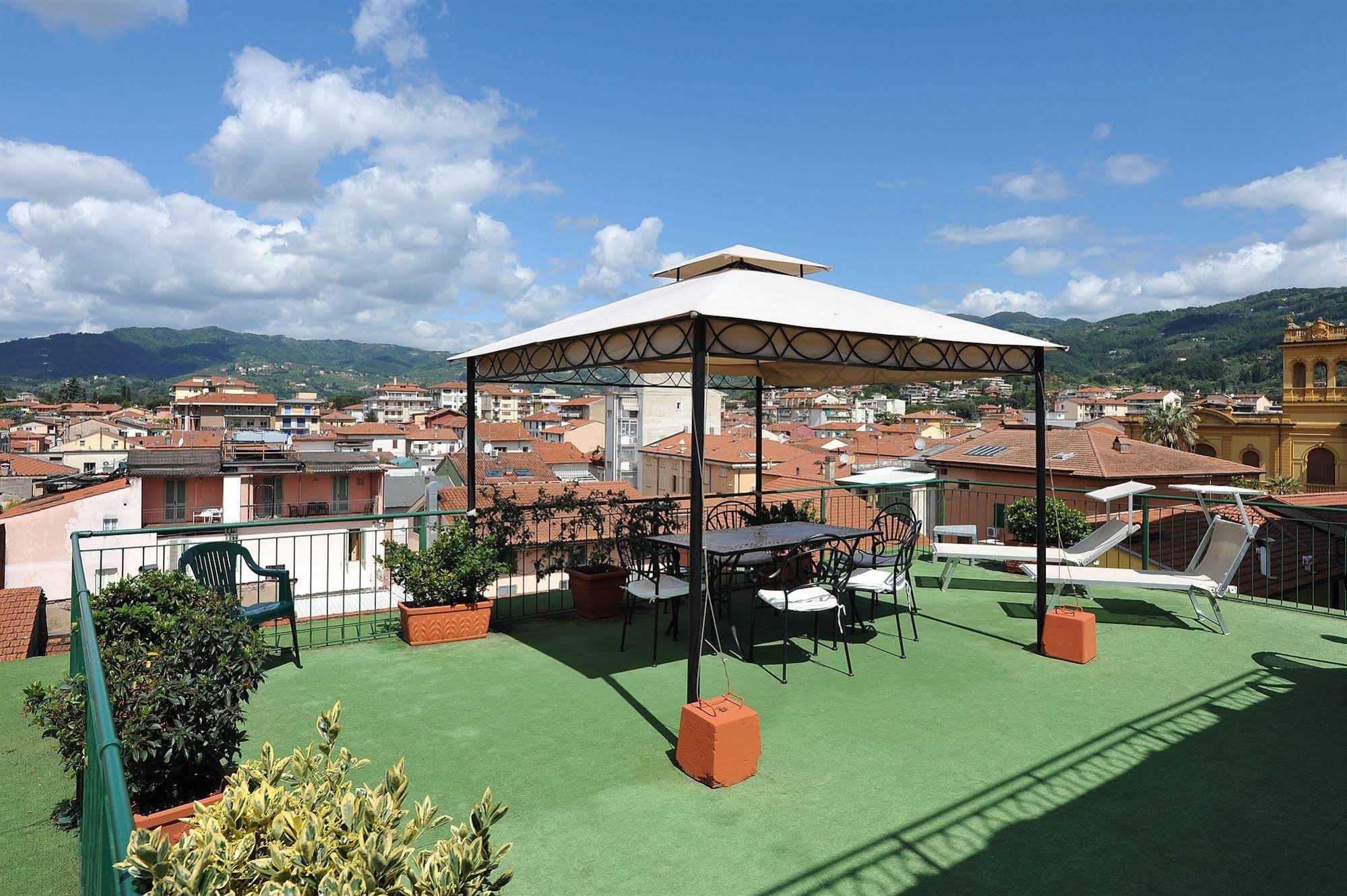 Hotel Minerva Palace Montecatini Terme Extérieur photo