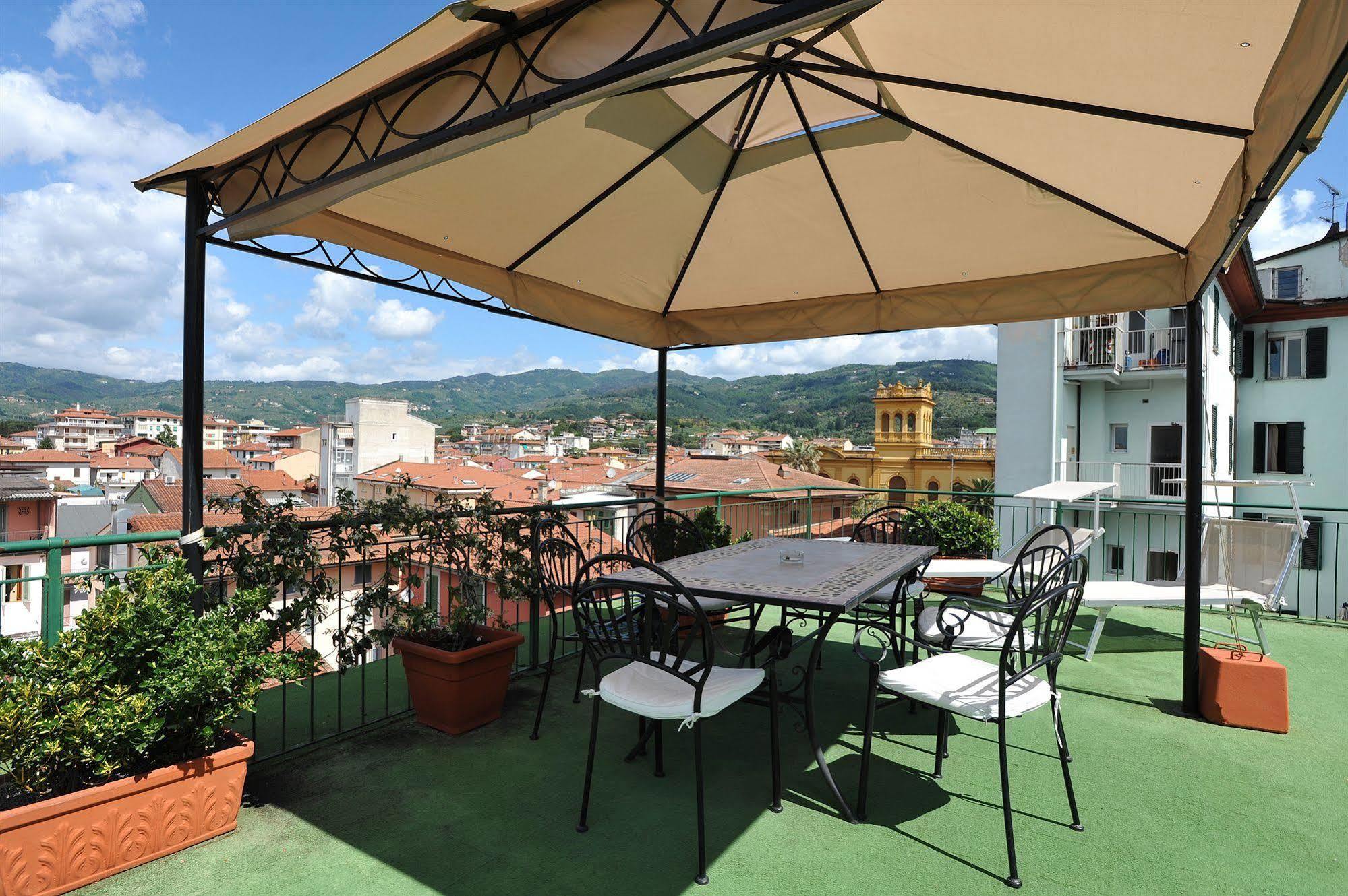 Hotel Minerva Palace Montecatini Terme Extérieur photo