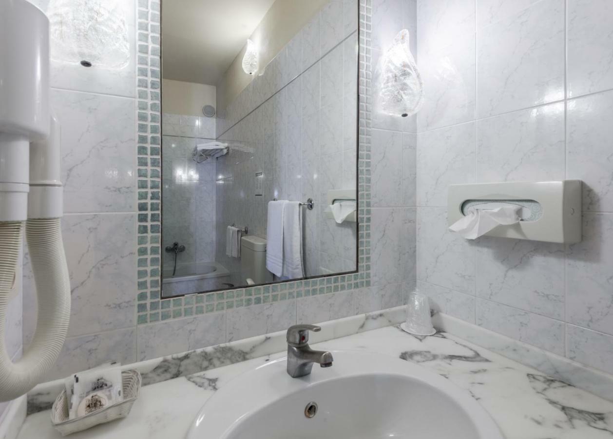 Hotel Minerva Palace Montecatini Terme Extérieur photo